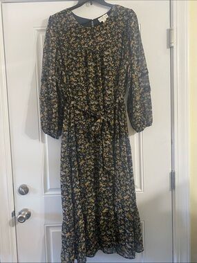 Loveriche Floral Tie-Waist Maxi Dress